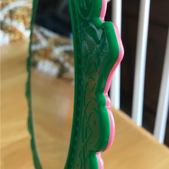 New Wicked Handheld Mirror - Picture 5 of 8